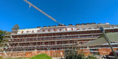 Inizio lavori di demolizione porsione di tetto_11zon